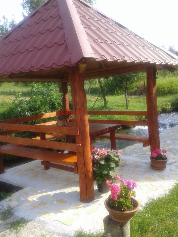 Guest House Mila Plitvicki Ljeskovac المظهر الخارجي الصورة